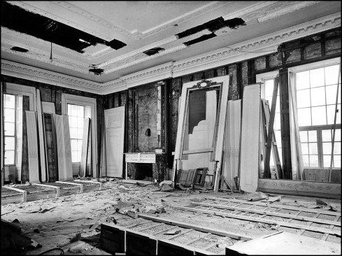 The dismantling of the White House coincided with the underpinning of its exterior walls. Here, dismantled items are labelled and catalogued in the East Room (the salvaged pieces would later be stored off site). According to presidential historian Michael Beschloss, writing for The New York Times: “The historian in Truman consoled himself with the expectation that after the gut renovation, much of the original mansion — paneled walls, hardwood floors, ceiling fixtures and other decorations — could be grafted onto the new steel skeleton so that the White House would remain authentically historic…but as with many home improvement ventures, harsh economics soon collided with Truman’s grandest hopes.”