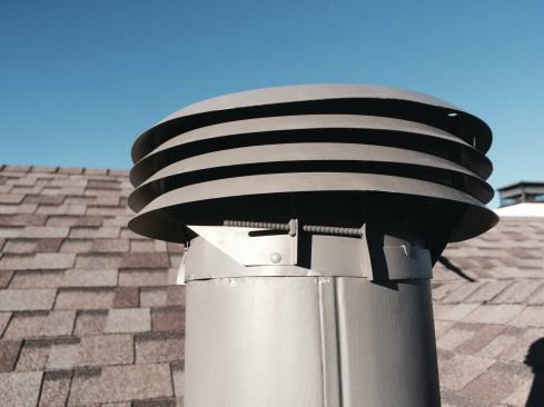 To function properly, replacement caps must be installed above the end of the vent at the proper height and then tightened in place with the integral clamp.