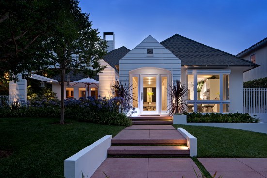 Rachlin Residence by Rachlin Architects.   Photography by Tom Bonner.   Job ID 6034