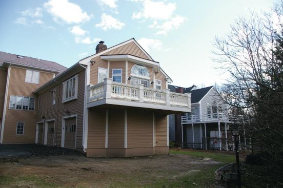 Unlike a deck’s 36-inch minimum railing height, a balcony’s railing is required by code to be a minimum of 42 inches high.