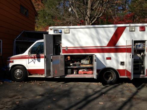 One of the main attractions of a used ambulance is the large amount of accessible storage on the exterior of the module (the box behind the cab). All of the compartments are lockable and have built-in lights and double weatherstripped doors.