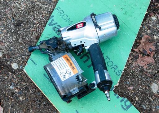 For siding and trim we use compact, regular pressure guns like this Grip-Rite GRCTS250. We also use a similar 
Bostitch N66C (right hand tool in the next slide). Both guns are light and have belt hooks. They are just right for shooting 7d nails into siding and trim—nails which are too small to fit in our framing guns. While it’s possible to use larger nails to attach siding, the big heads don’t look good.