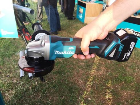 Makita’s new 4 1/2-inch brushless grinder (XAG03) came out immediately after our most recent review of cordless grinders—which is too bad because by all reports it’s a good one. Originally configured with a slide switch, the tool will soon be available with a paddle switch. It’s longer than average, which allows for a thinner more comfortable grip. Features include soft-start, an LED battery gauge, and wire mesh covers at the air intakes. Available: now.