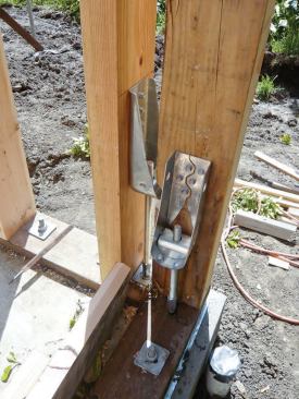 Though framed with less lumber, the shell meets West Coast seismic requirements.