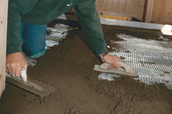 A mortar base is the best choice for leveling an irregular subfloor.