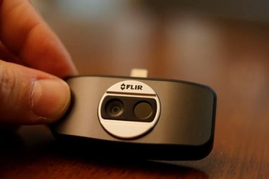 Super Tiny – Flir One for iPhone or Android