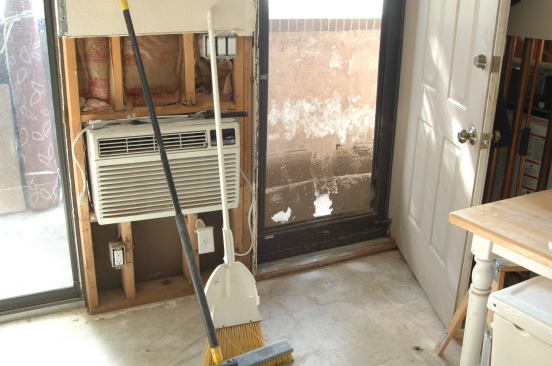 A panoramic view around the cleaned up and dried out unit ...