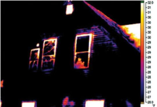 At the other extreme, too narrow a temperature span makes some areas appear white hot, while adjoining surfaces — which are really only a few degrees cooler — appear to be extremely cold, obscuring smaller but significant variations.