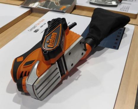 Triton Power Planer. Here’s a look at the business end of the tool. It’s a corded tool but the cord was cut off to make it easier to display at a tradeshow.