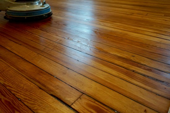 Compared to troweling, buffing the oil on creates the least “spitting.” 