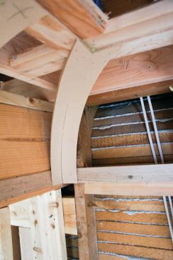 Inside and outside corner arches were also included in the kit.